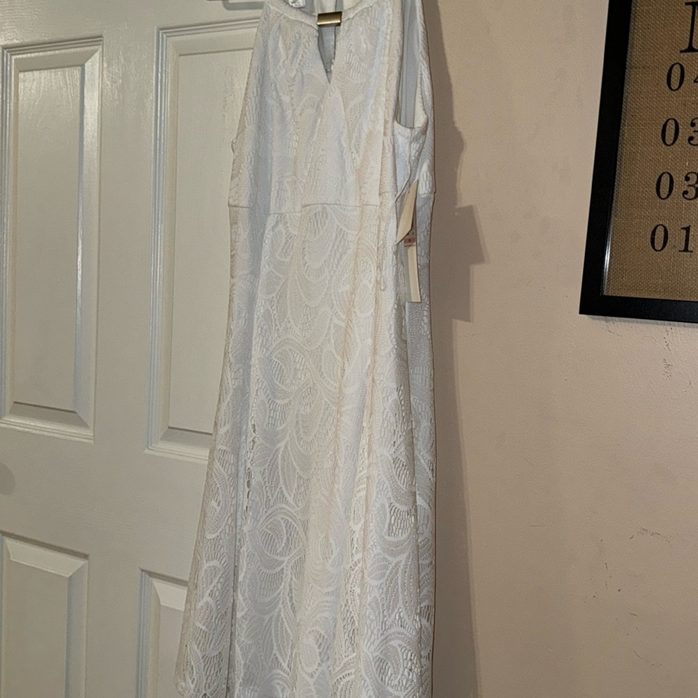 London Times white eyelet dress. NWT.
